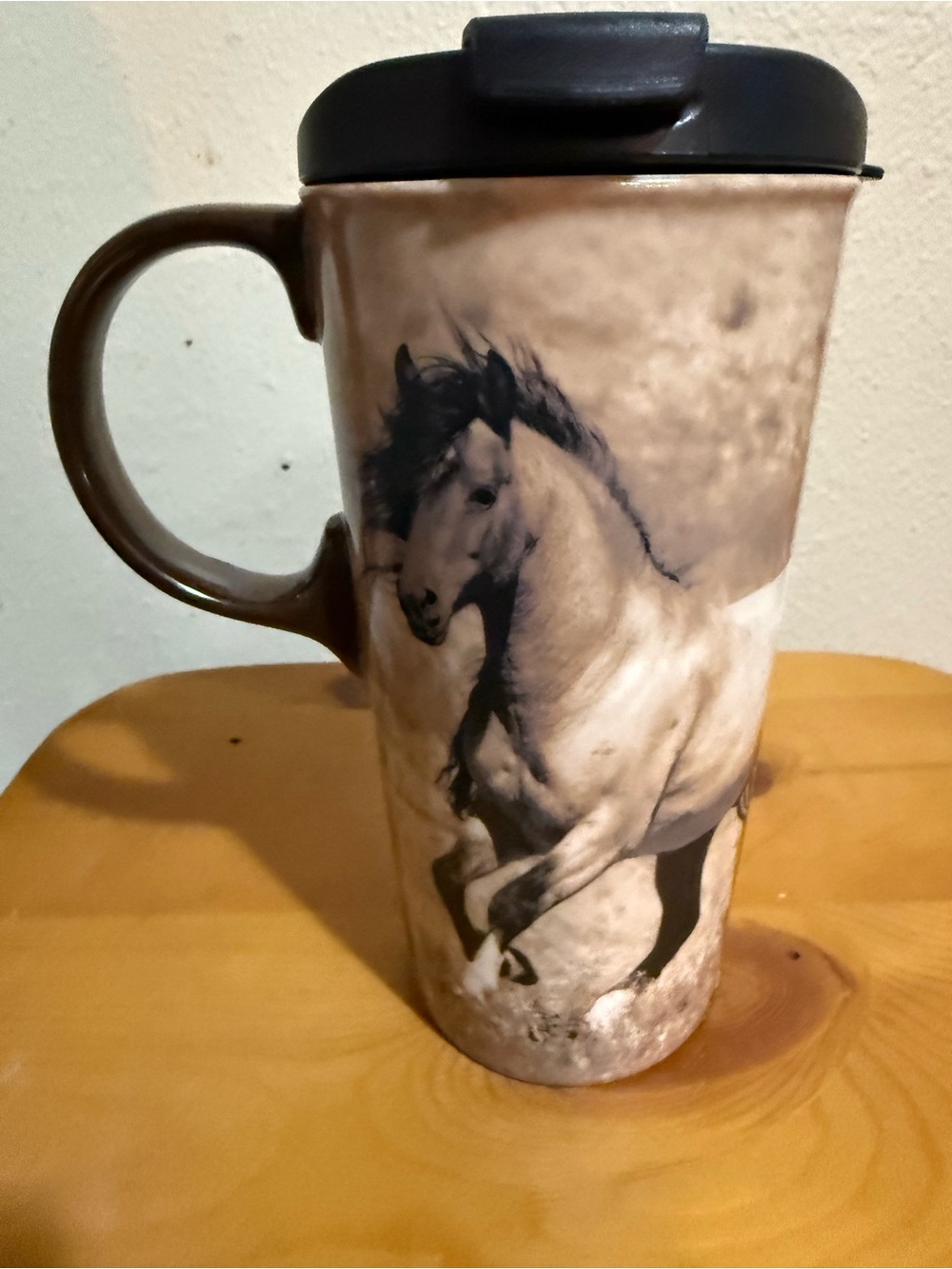 Ceramic Travel Mug with Galloping Horse - Brown and Black